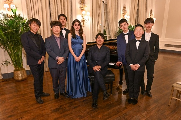 Lang Lang Young Scholars