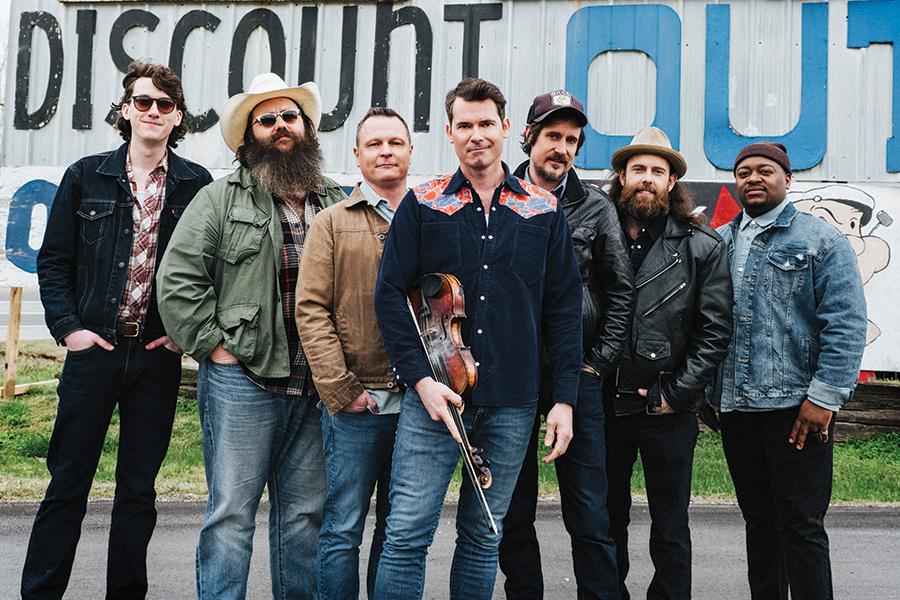 The band old crow medicine show stands together